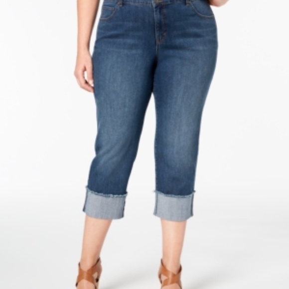 NWT Style & Co Plus Cuffed Capri Jeans - Picture 4 of 4